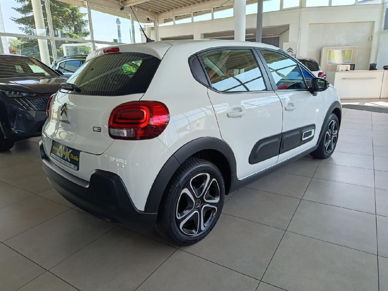 Citroën C3Puretech83FeelPack*NAV*ALLWETTER*CARPLAY*1.HD*