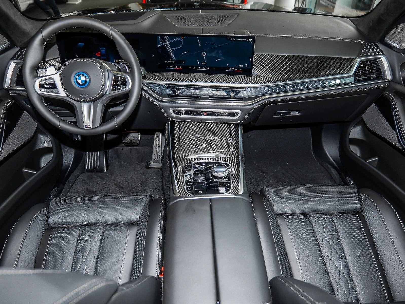 BMW X5 xDrive50e MSport + PanoSky. + AHK + H/K
