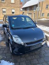 Daihatsu Sirion 1.0 - Klima/ AK / TÜV / 8´fach bereift - Daihatsu Sirion von privat