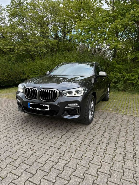 Image of BMW X4 M40