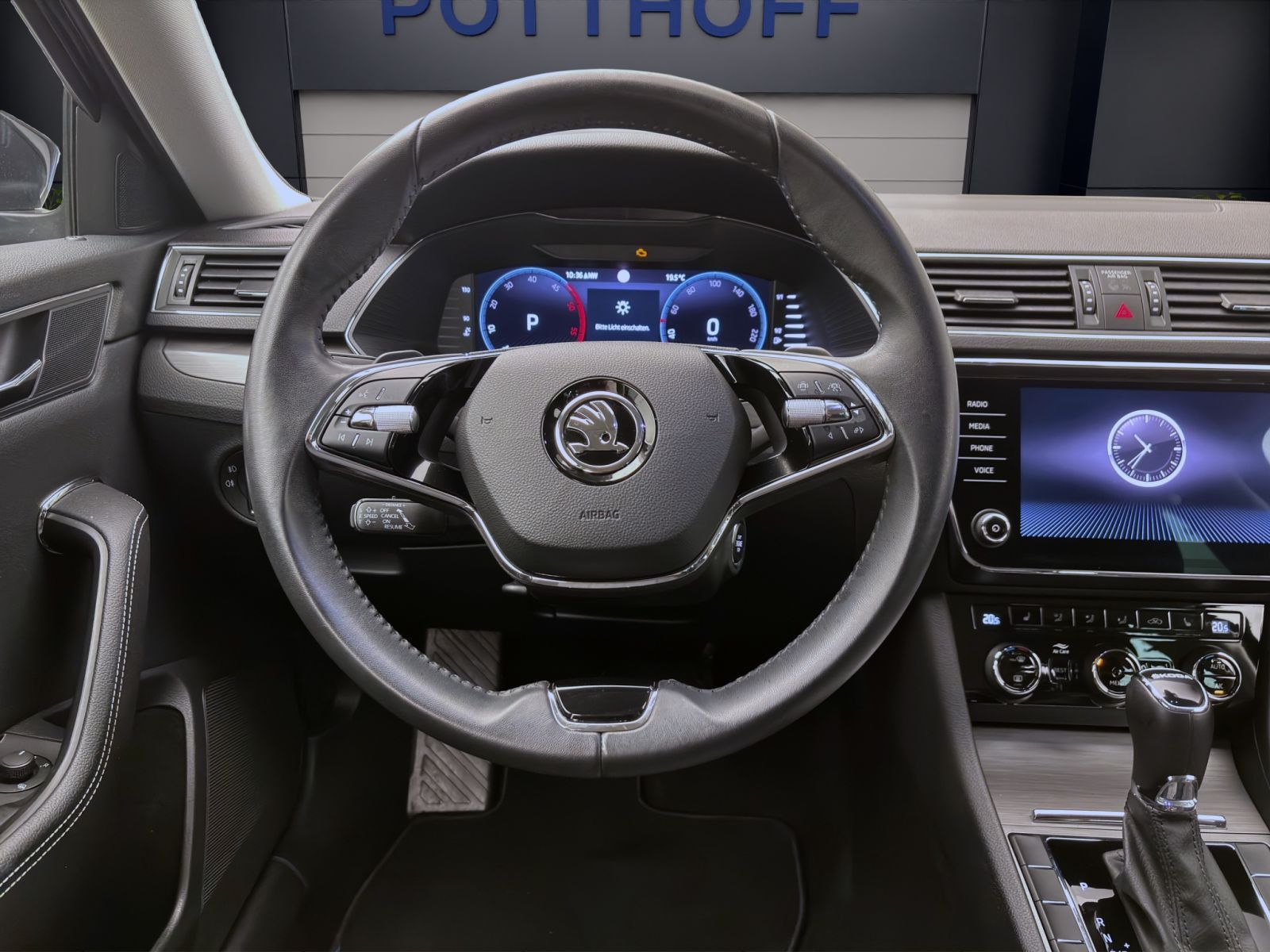 Skoda Superb - Bild 12