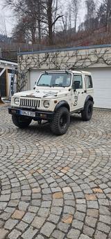 Suzuki SJ Samurai