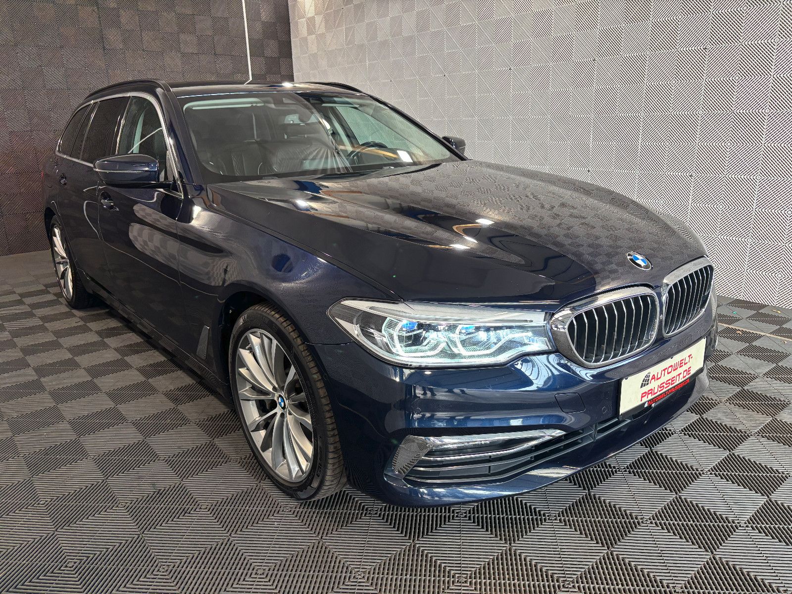 Gebrauchtwagen BMW 530 530 i Touring xDr*LUXURY*360°-LED-ACC-NAPPA-LUFT in Horb am Neckar