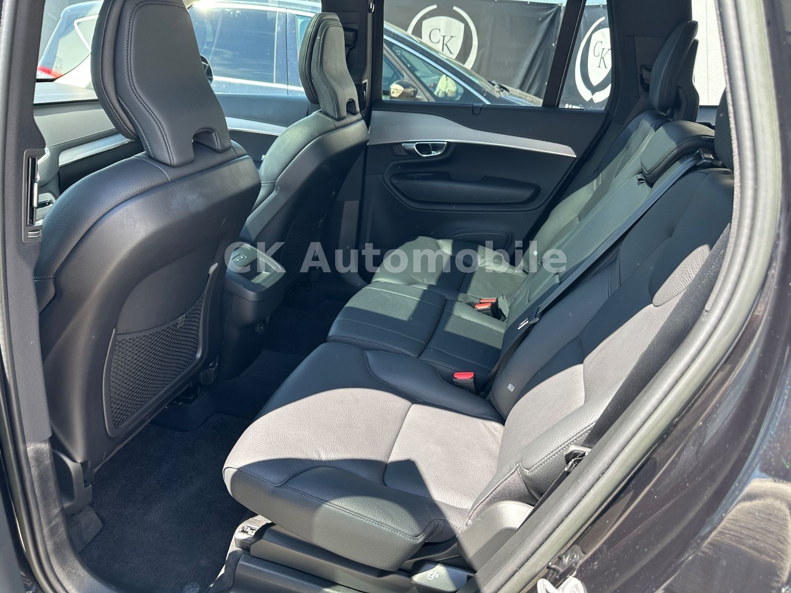 Fahrzeugabbildung Volvo XC90 B5 Plus Bright AWD 7Sitze/Navi/Pano/360°Kam