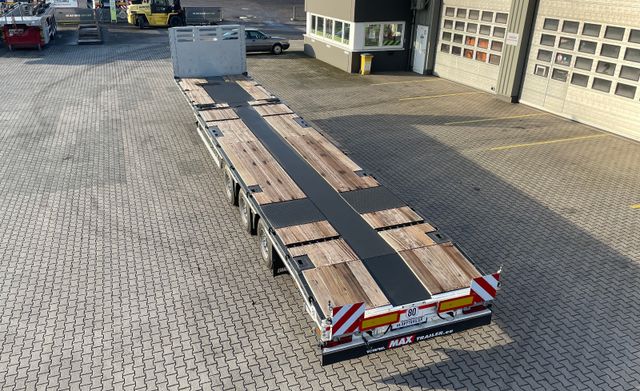 Faymonville MAX Trailer 3-Achs-Mega-Tele-Plateau-nachlaufg.