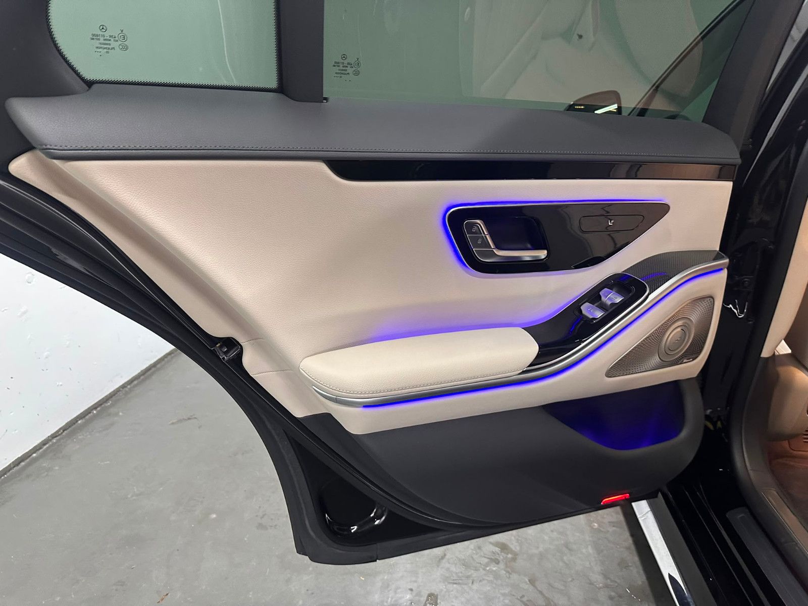 Fahrzeugabbildung Mercedes-Benz S 350 d AMG-LINE *PANO*HEADUP*3D*KEYGO*