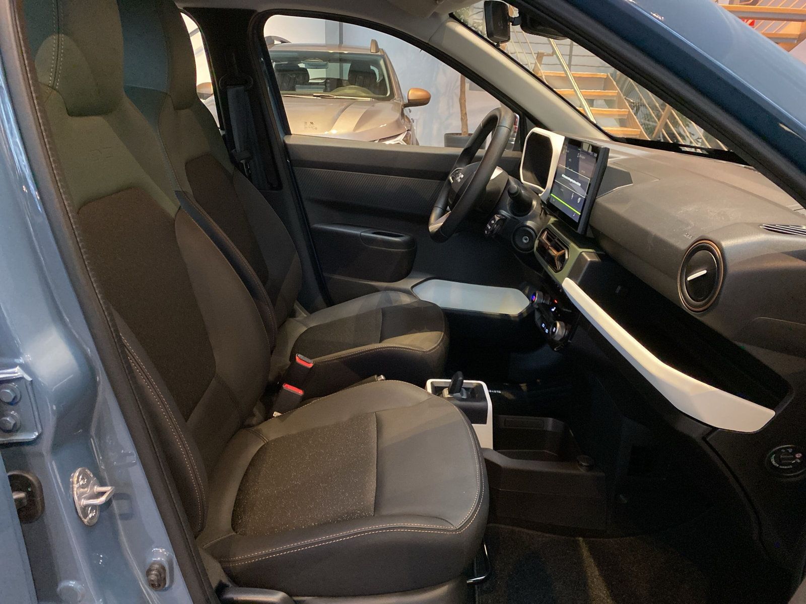 Dacia Spring - Bild 11