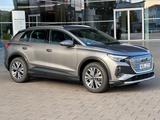 Audi Q4 e-tron 40 e-tron AHK ACC Kam 1.Hand Garantie - Audi Q4 e-tron von privat