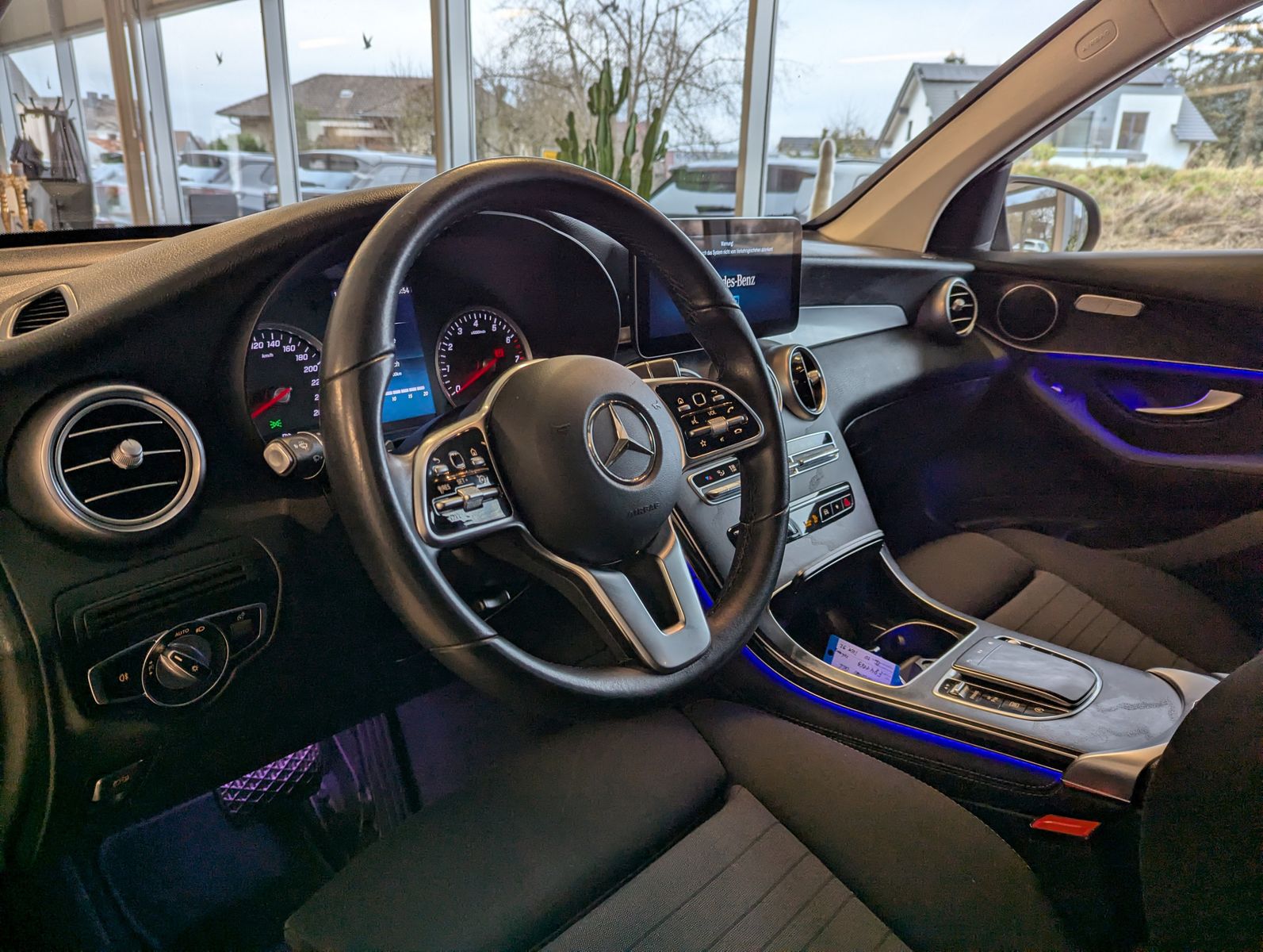 MERCEDES-BENZ GLC 200 4M Business MBUX LED High Temp. AHK 19" - Image 22