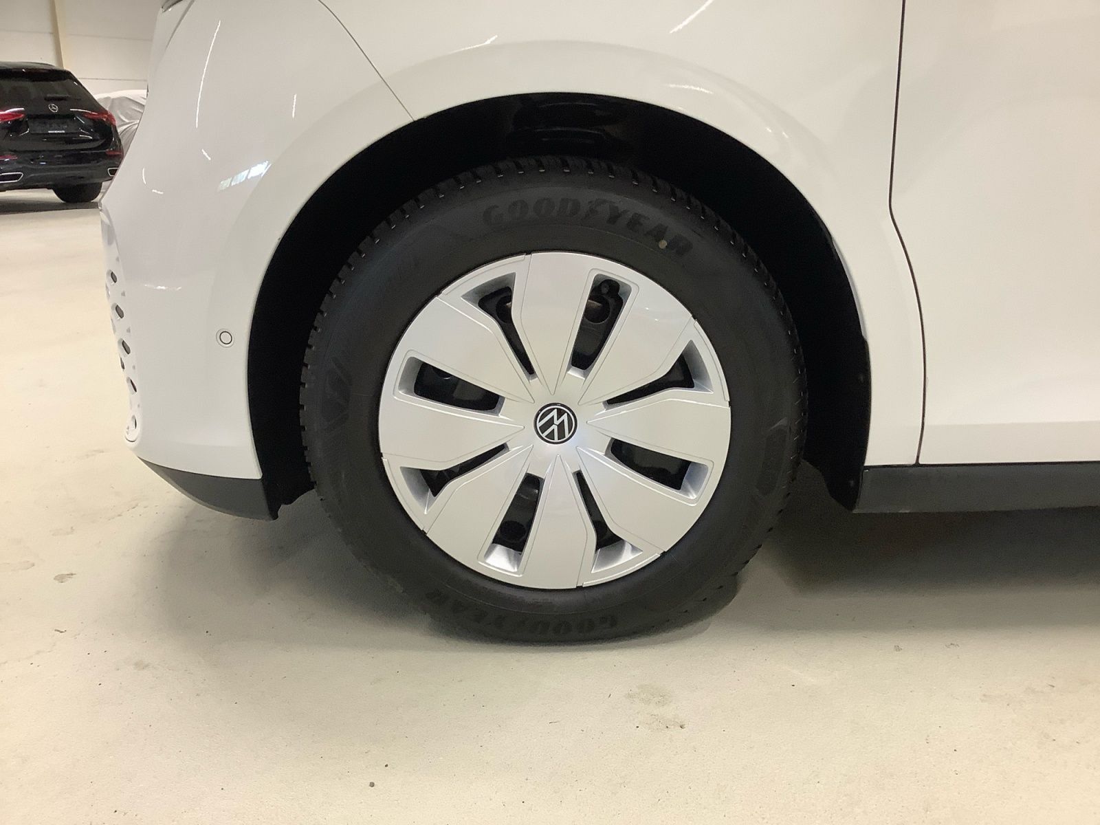 ID.Buzz Cargo 150 kW 82 KWh AZV, Navi Pro, FS h
