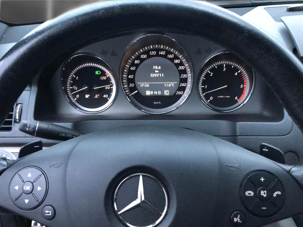 Mercedes-Benz C 320
