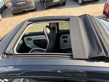 Fahrzeugabbildung Renault Twingo Vibes Electric Navi DAB Faltdach SHZ uvm.