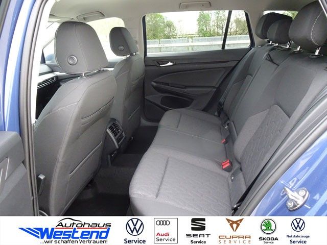 Fahrzeugabbildung Volkswagen Golf Var. Life 1.5l TSI 110kW Automtik LED