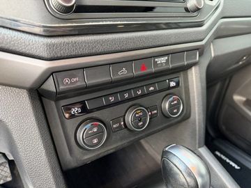 Volkswagen Amarok - 10
