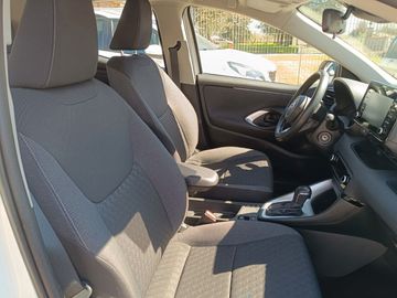 Toyota Yaris - 8
