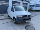 Volkswagen T5 Transporter, 2.0TDI, 2 Schiebetüren, AHK - VW T5 Transporter Gebrauchtwagen in Stuttgart