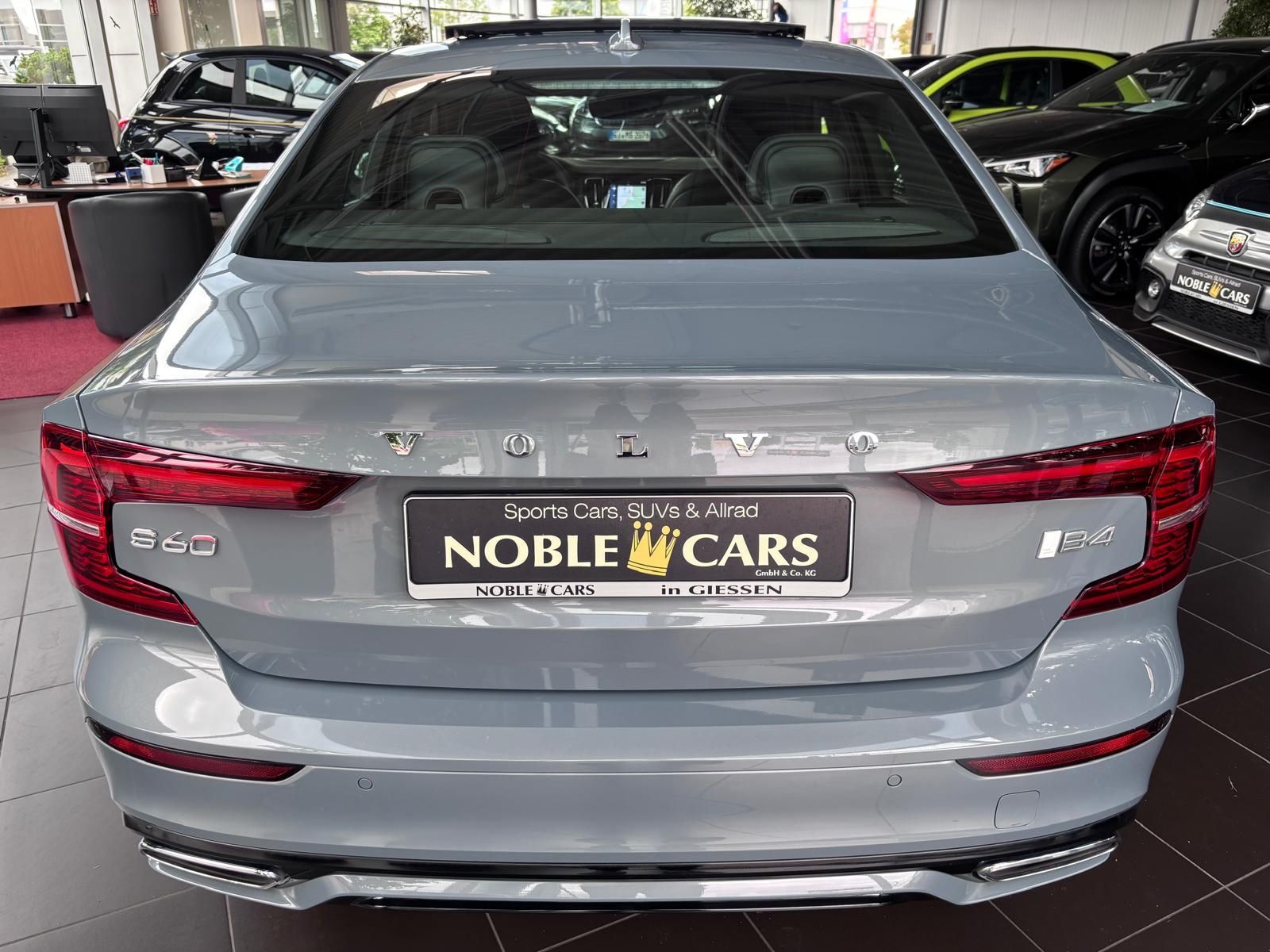 Fahrzeugabbildung Volvo S60 Lim. R Design PANO LED NAVI ALU