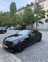 Mercedes-Benz 220  - Mercedes-Benz 220 mit 3 Türen