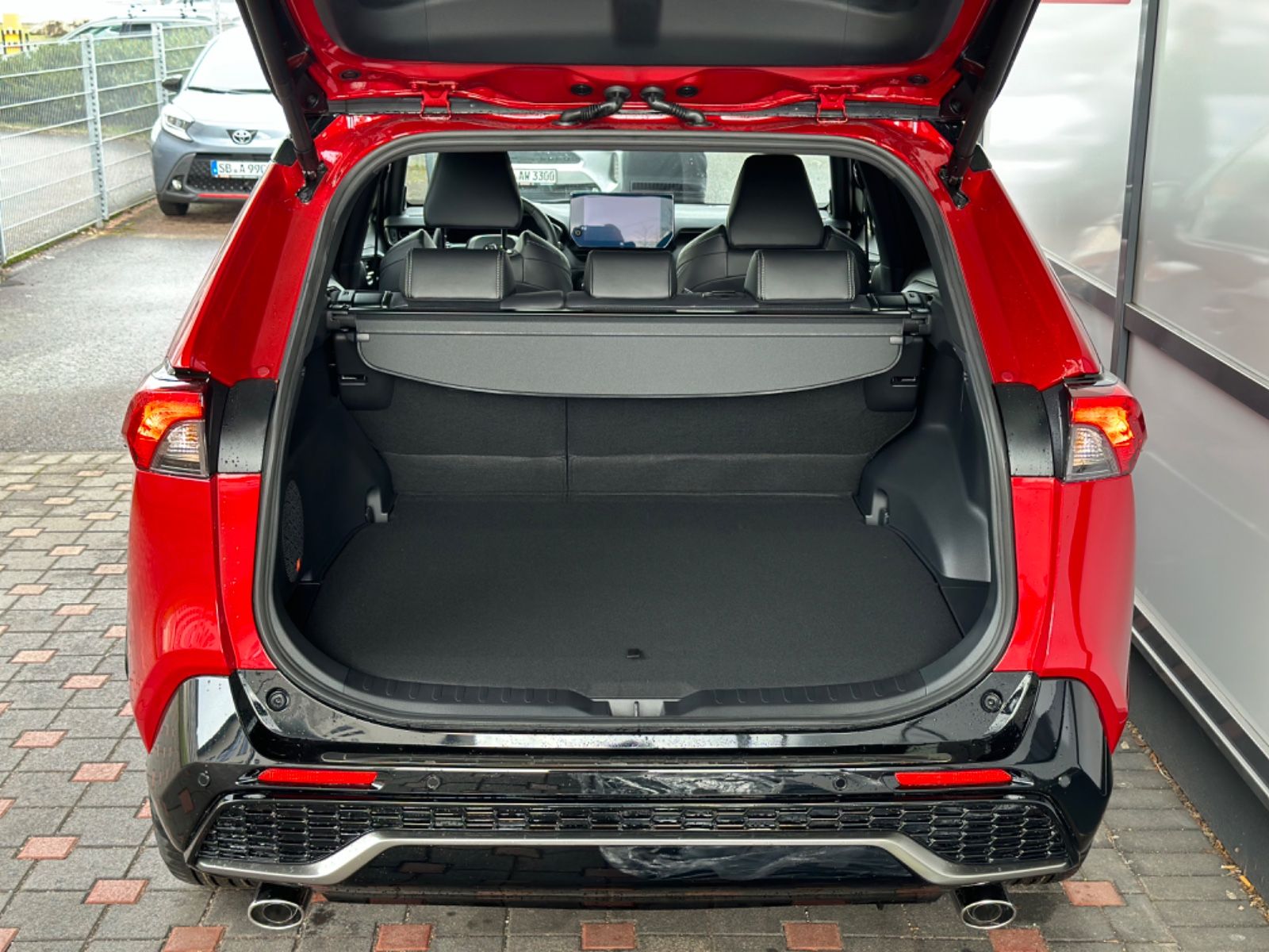 Fahrzeugabbildung Toyota RAV4 Plug-in Hybrid 4x4 GR Sport