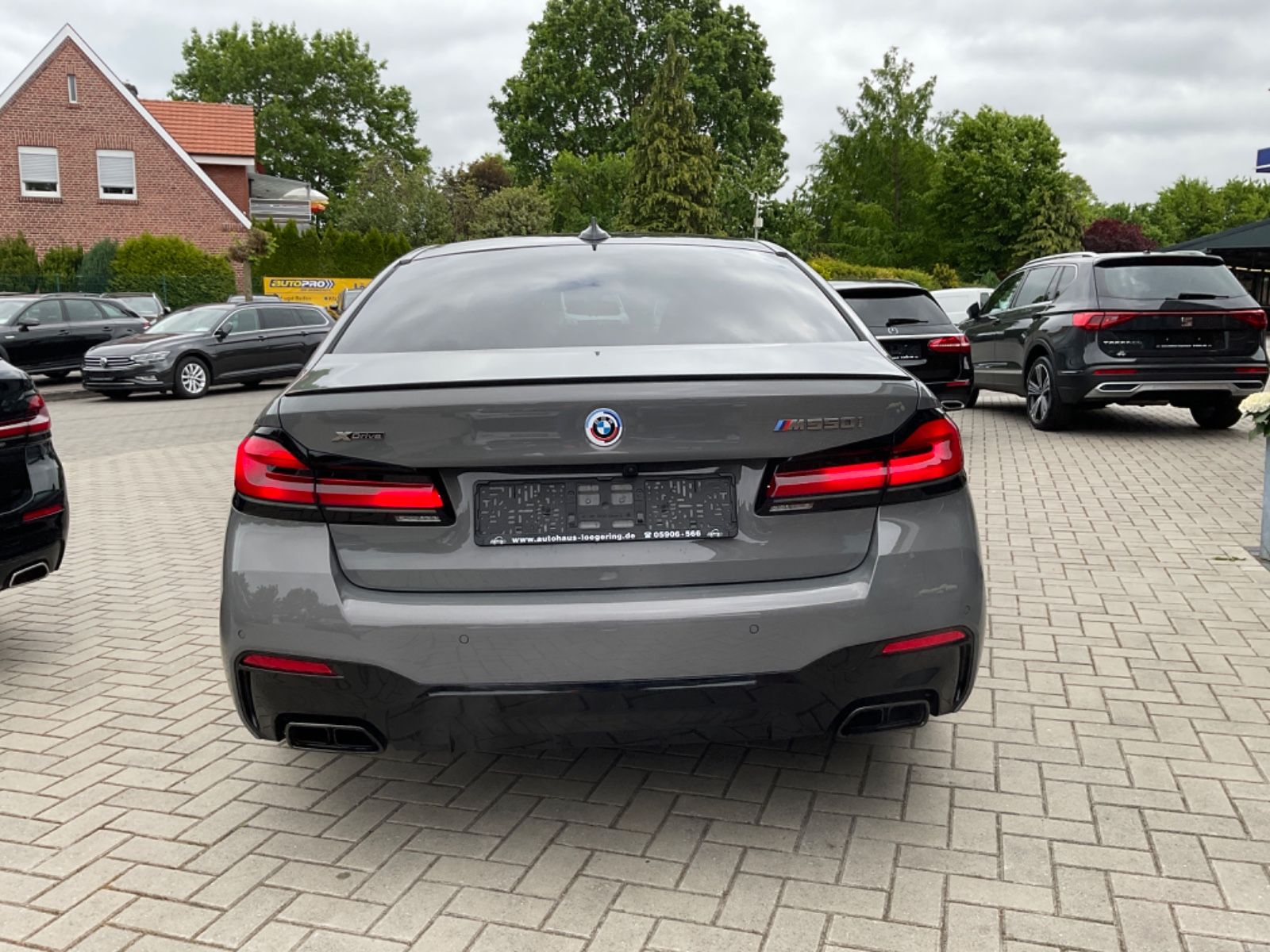 Fahrzeugabbildung BMW M550,Facelift,360°,HeadUp,Memory,M Sitze