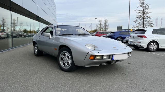 Porsche 928 1. Baureihe, Automatik, sehr schön erhalten