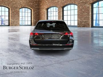 Mercedes E 220 - 6