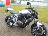 Yamaha MT-07 ABS viel Zubehör - YAMAHA WEIß