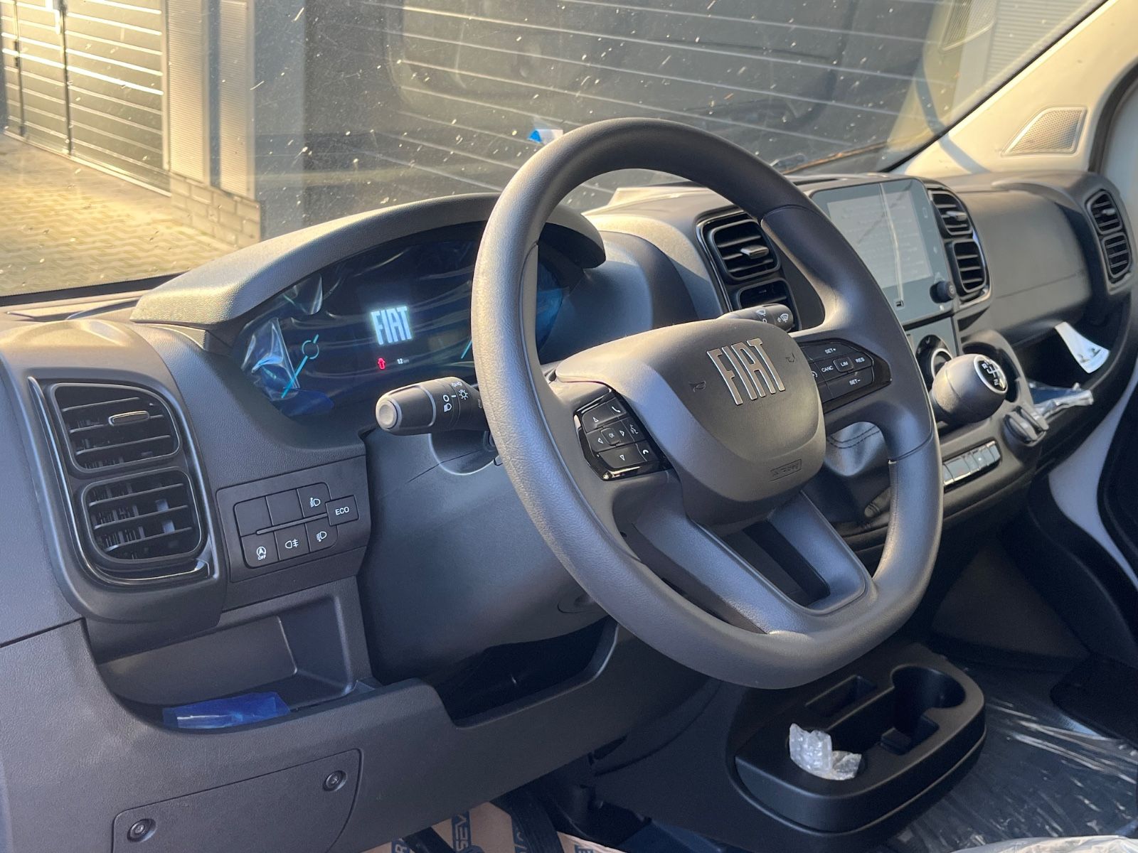 Fahrzeugabbildung Fiat Ducato H2 Kastenwagen 33 L3H2 140 Multijet Hochd