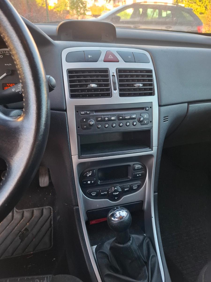 Peugeot 307 2005 — photo 13