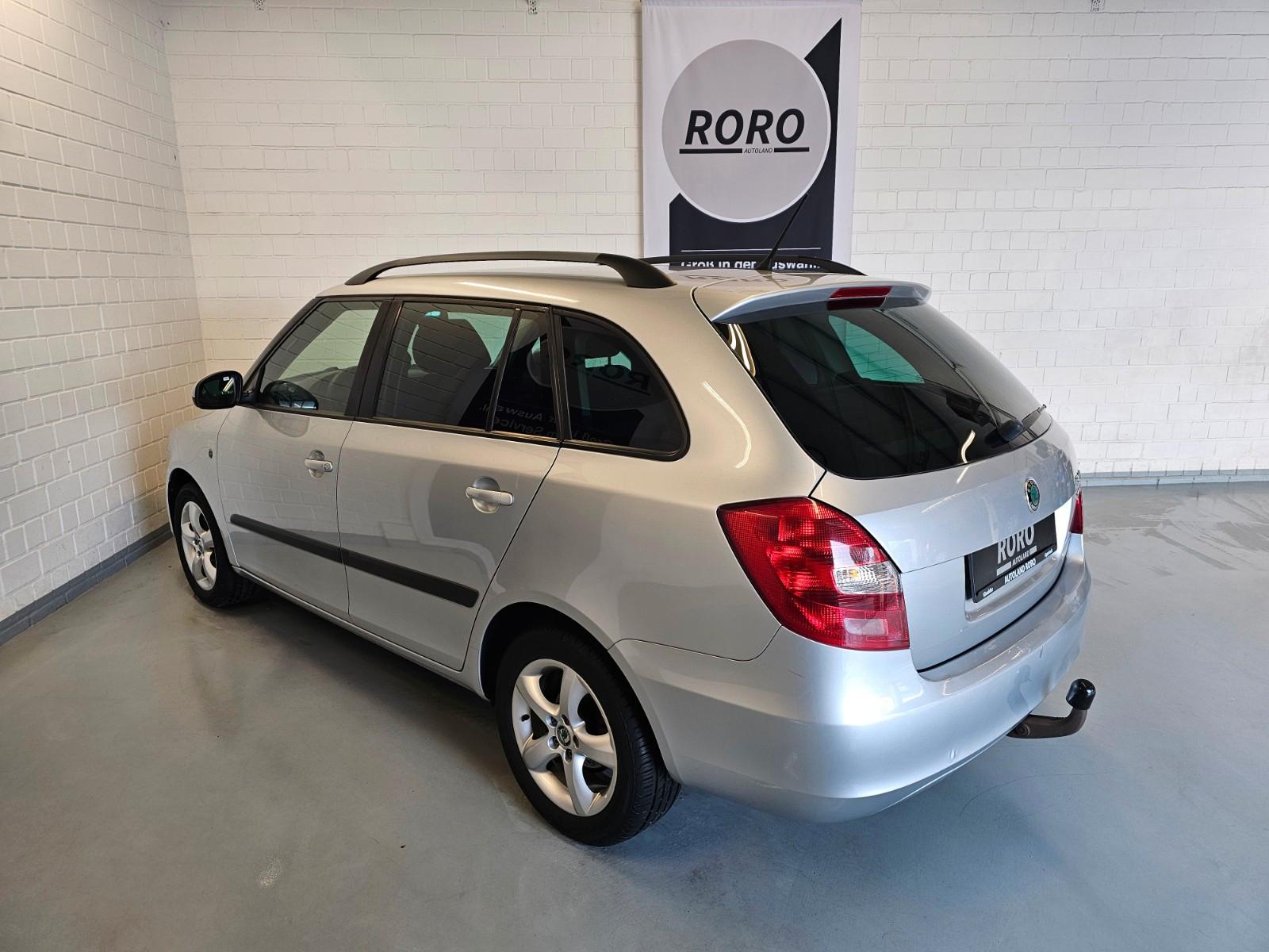 Skoda Fabia 1.2 TSI Combi Family + 8.Reifen/Klima/AHK