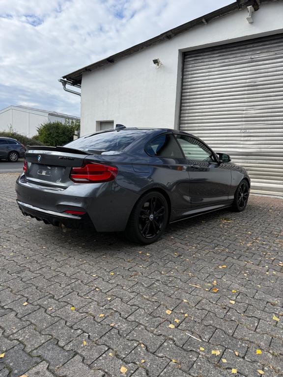 BMW M240i
