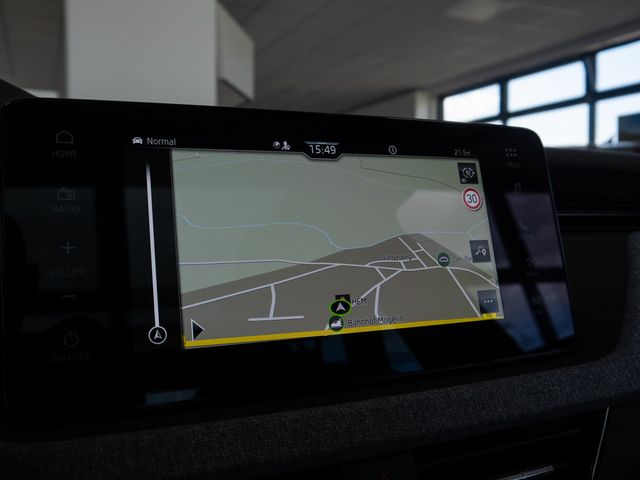 Kamiq 1.5 TSI Selection SHZ KAMERA NAVI ACC PANO