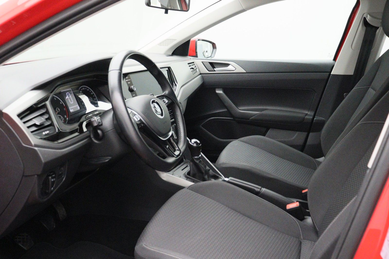Fahrzeugabbildung Volkswagen Polo VI 1.0 Comfortline