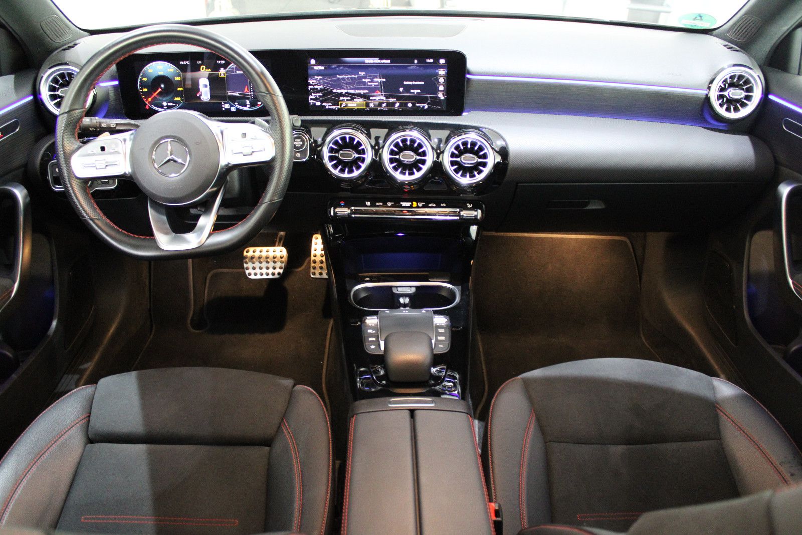 Mercedes-Benz A 200 DCT AMG-SPORTPAKET NIGHT DIAMANT BURMESTER foto 4