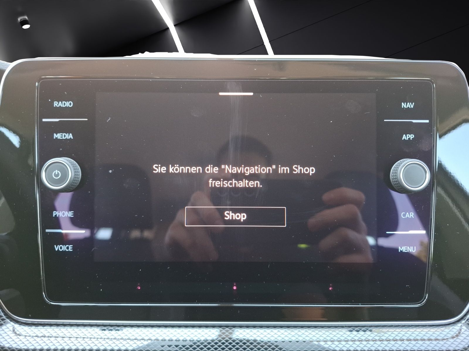 Fahrzeugabbildung Volkswagen T-Cross TSI Style Matrix AID ACC RFK SH LM