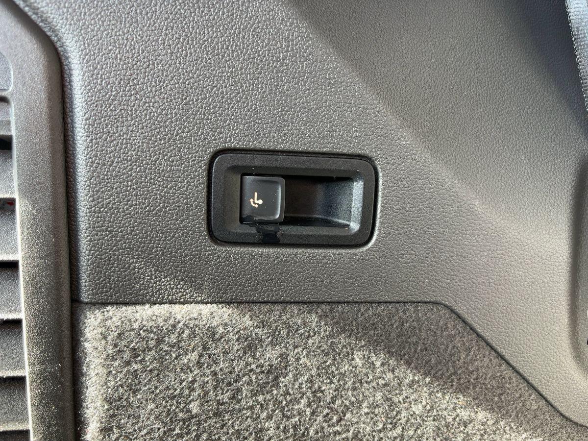 Volkswagen T7 Multivan 2.0 TDI DSG Life Navi LED AHZV