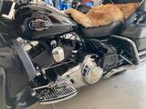 Harley-Davidson Ultra Classic E-Glide  - HARLEY-DAVIDSON 2012