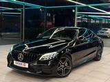 Mercedes-Benz C 220*Coupe*AMG PAKET*FACELIFT*RFK*AMBIENTELICHT - Mercedes-Benz C-Klasse: Facelift