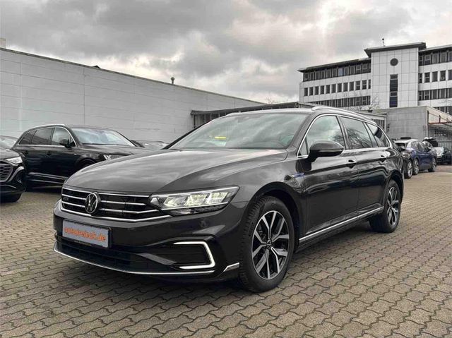 Volkswagen Passat GTE LEDER VIRTUEL 17Z KAMERA DAB+