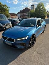 Volvo S60 R-Design/360 kamera/vollaustatung - Volvo 360 mit Benzin-Antrieb