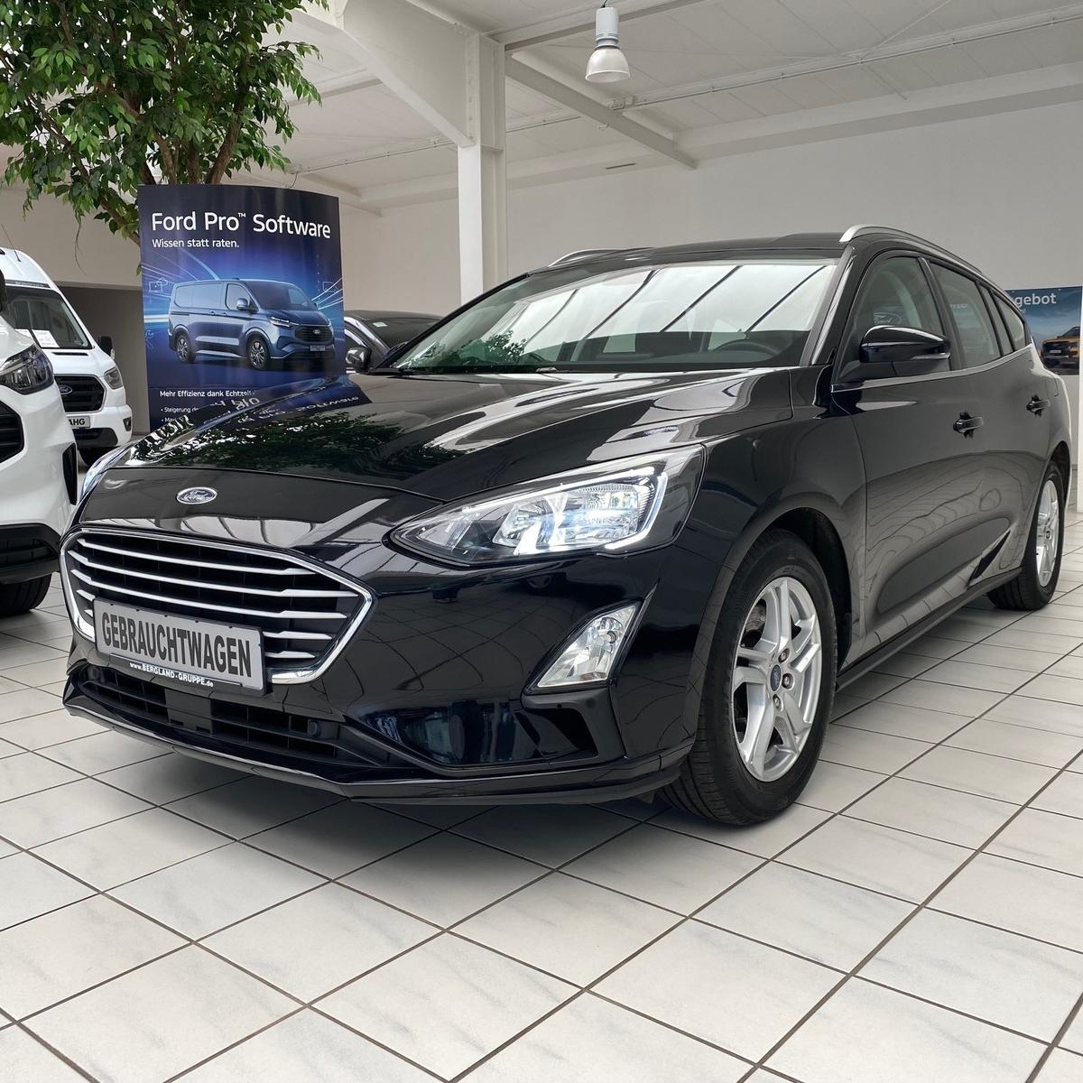 Ford Focus Cool & Connect *AHK*Sitzheizung*LED*