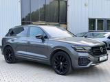 Volkswagen Touareg R-Line 4Motion BlackPaket/PANO/Dyau/VOLL - gebrauchte VW Touareg aus dem Jahr 2018