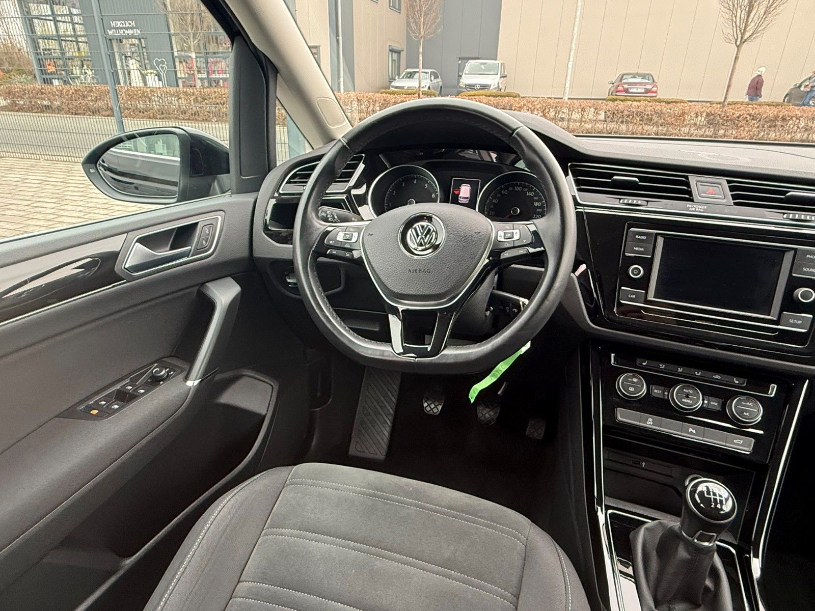 Fahrzeugabbildung Volkswagen Touran Highline BMT/Start-Stopp