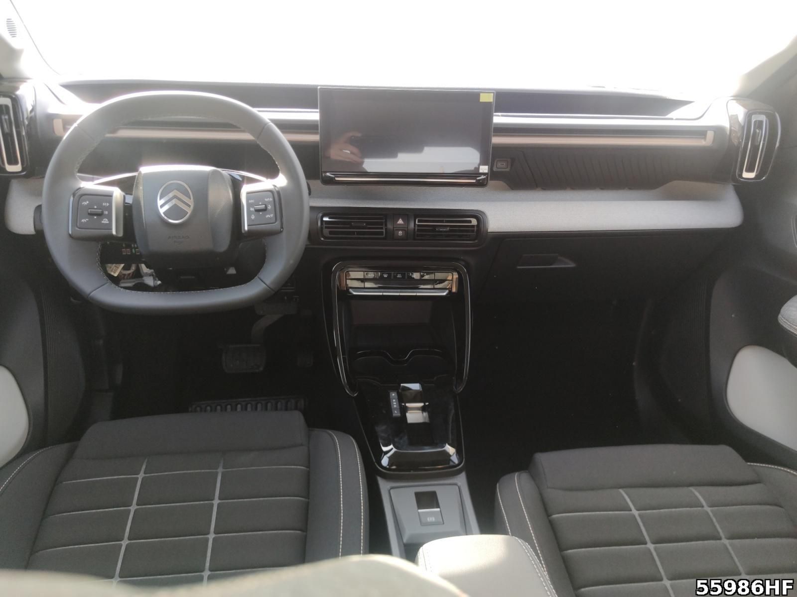 Fahrzeugabbildung Citroën C3 Aircross Plus Hybrid 145 PS AT