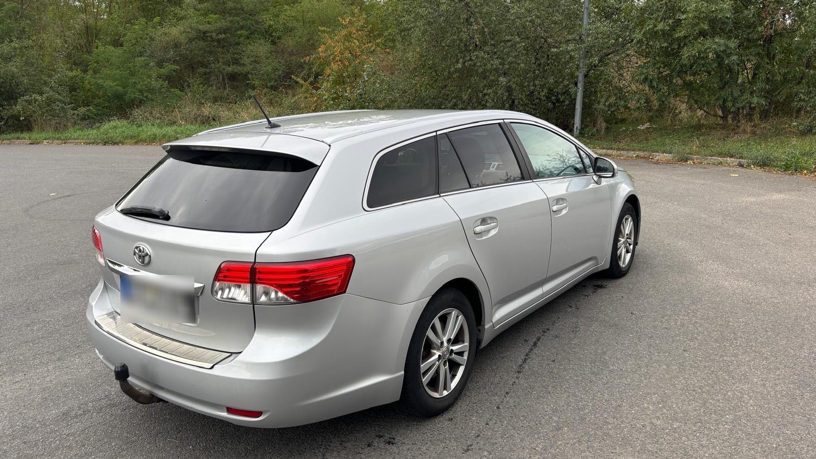 Toyota Avensis 2012 — engine 124 HP (91kW)