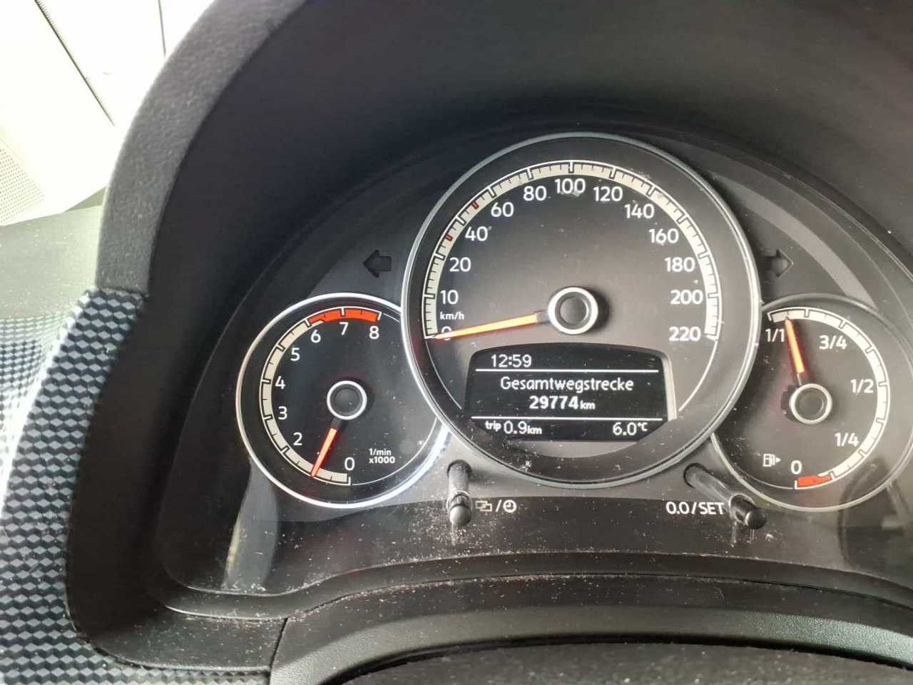 Volkswagen up! - Bild 3