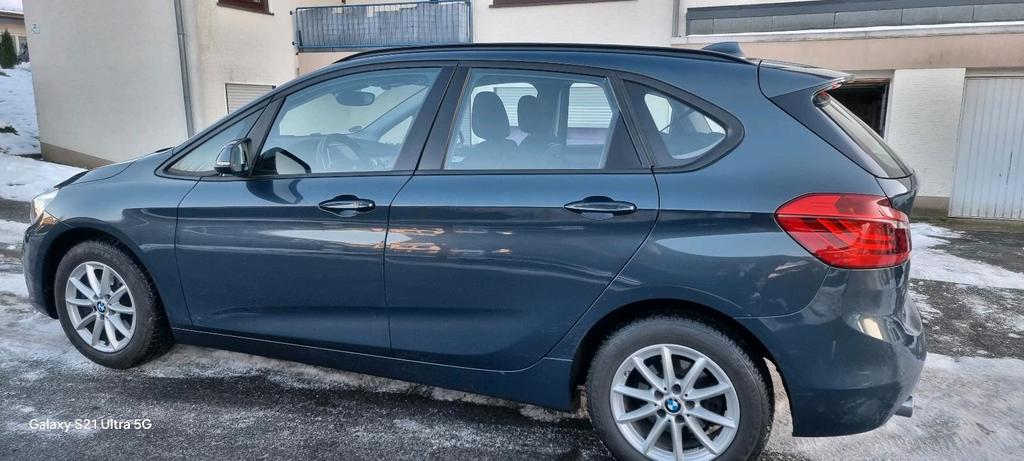 BMW 218