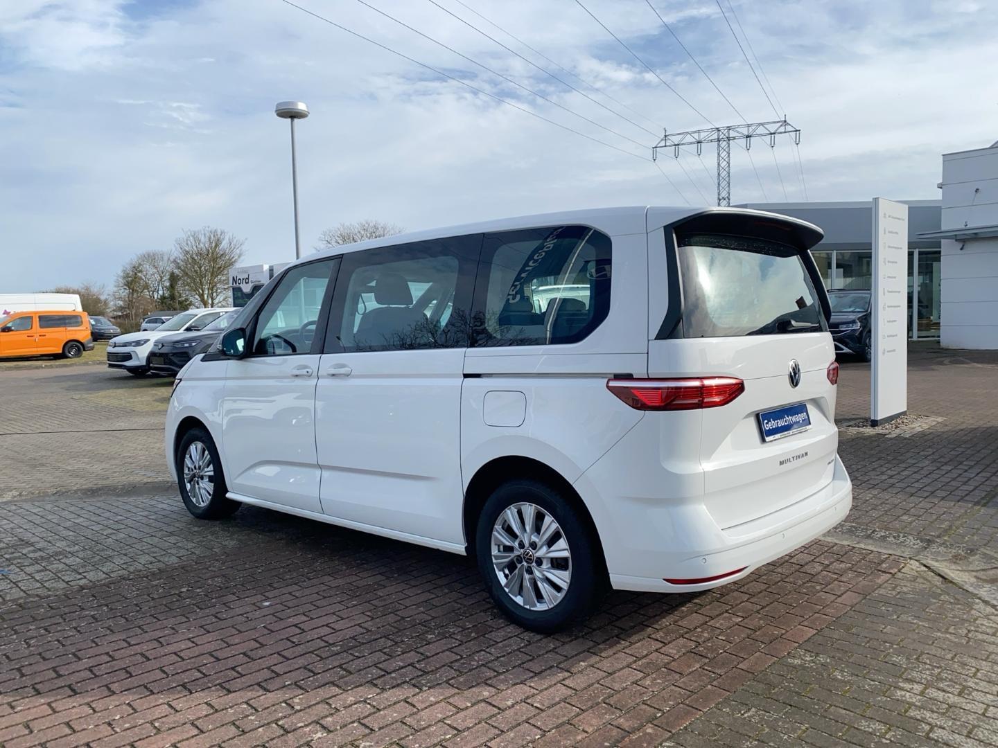 Volkswagen Multivan Basis-Modell 1.4TSIeHybrid/LED/AHK/Clim