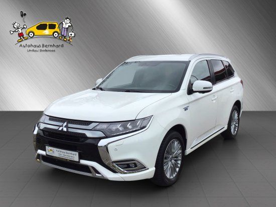 Mitsubishi Outlander  2.4 Plug In 4WD PHEV Intro Edition