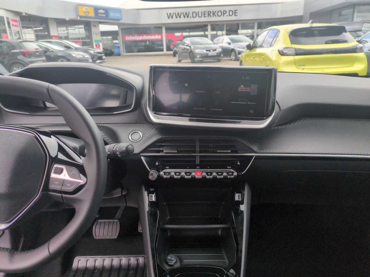 Peugeot e-208 - Bild 11